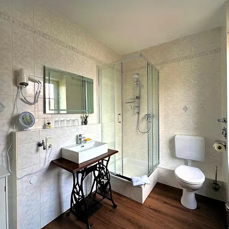 Lägenhet Ferienwohnungen Bullay *